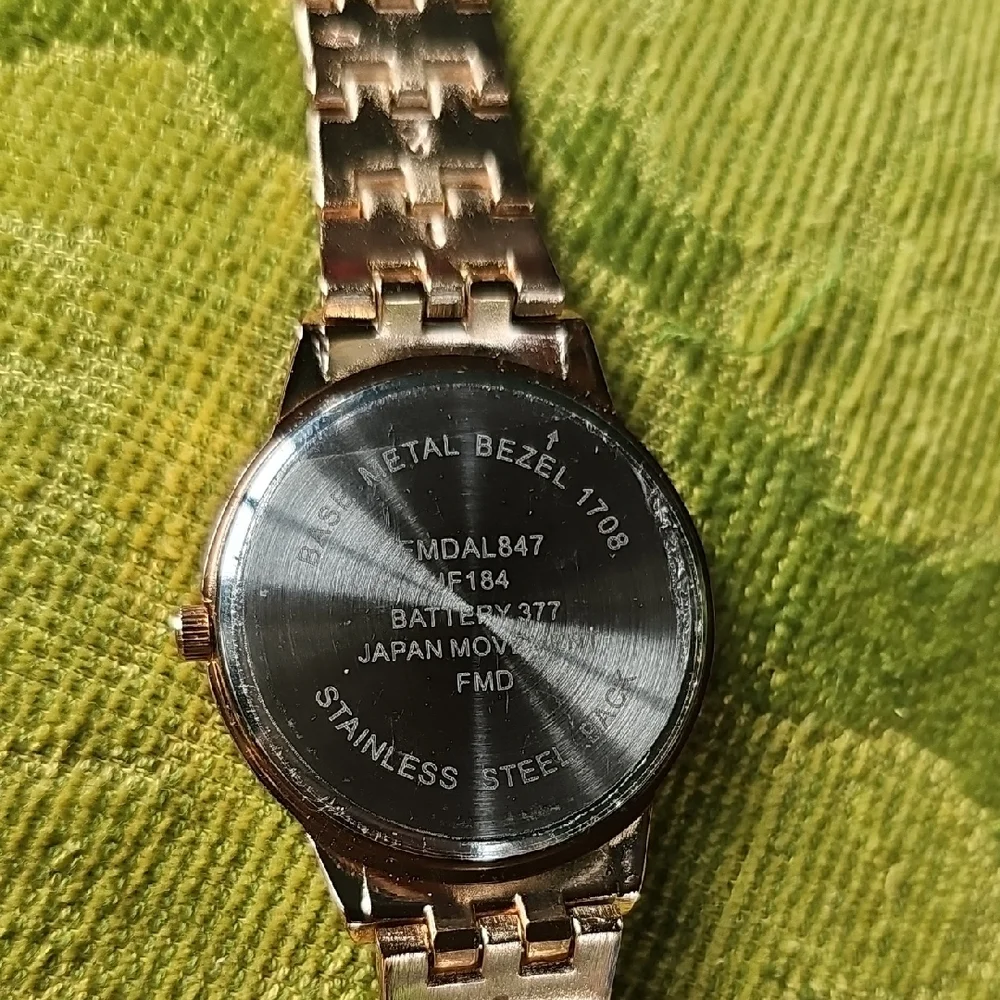 Rose Gold Watch  Link Bracelet Like New Accessories Quartz Women Men